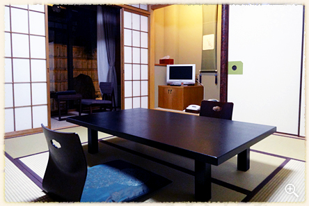 石庭側 和室6畳